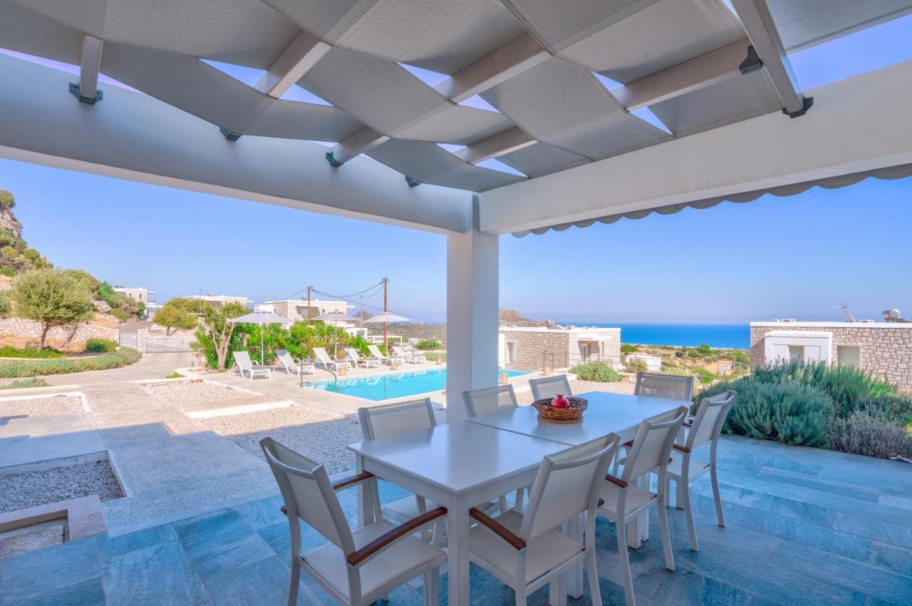The Red Rock By Rhodes4vacation Vila *
