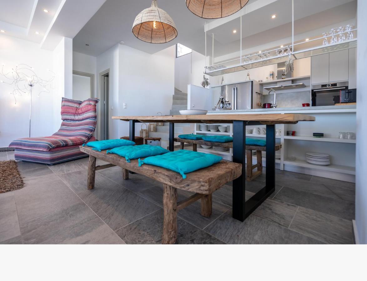 The Red Rock By Rhodes4vacation Vila